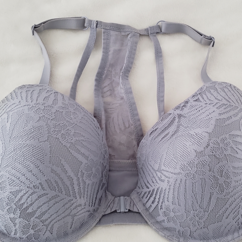VS Pink bra